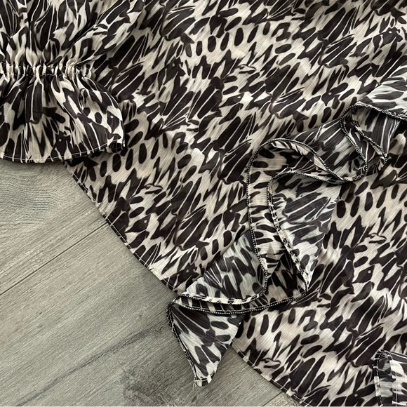 New Ted Baker Bertei Brown Abstract Beaded Trim Ruffle Sheer Blouse - Picture 4 of 10